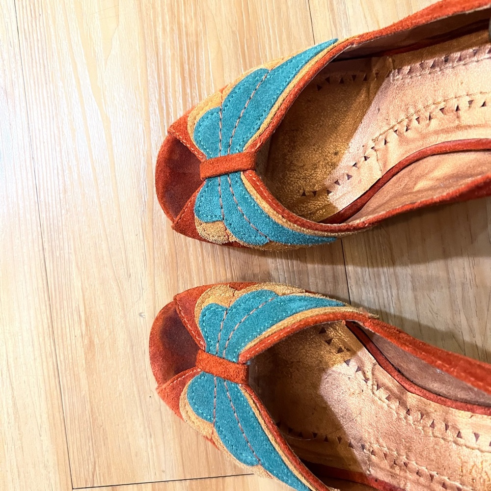 Bronx suede shoes